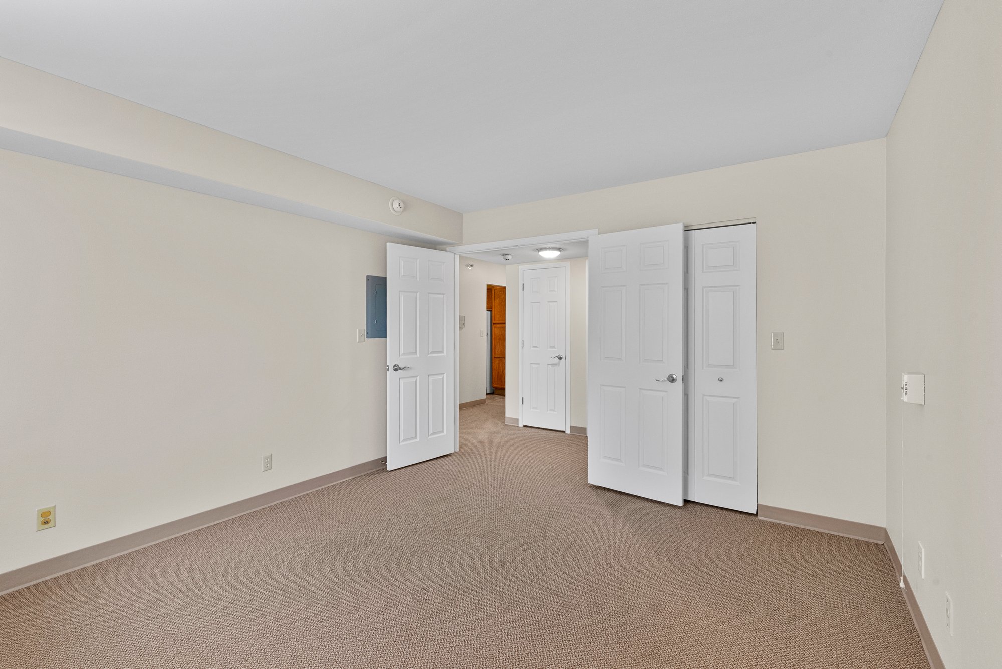 LHMNE_AL_apartment_020